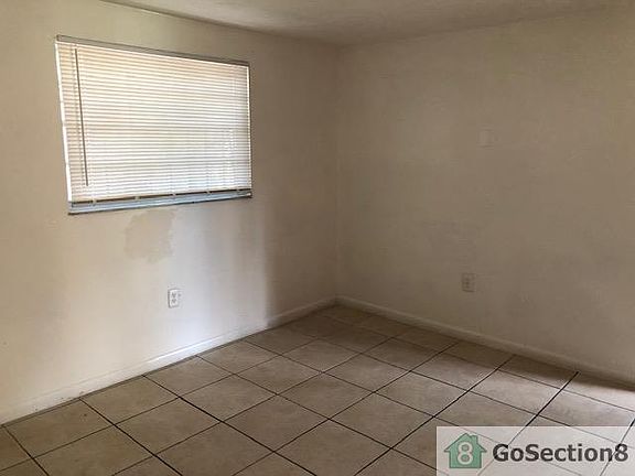 5th image of 1446 E 139th Ave