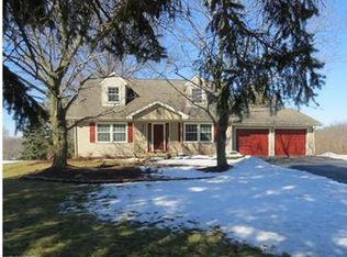 1141 Howell Rd, East Palestine, OH 44413