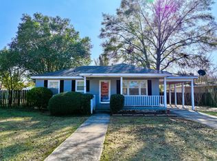 201 Fairview Cir, Jackson, AL 36545