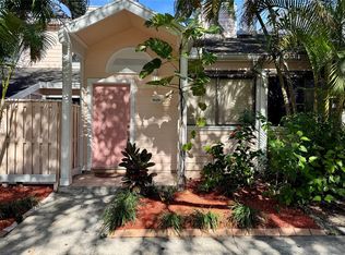 1929 Players Pl, North Lauderdale, FL 33068