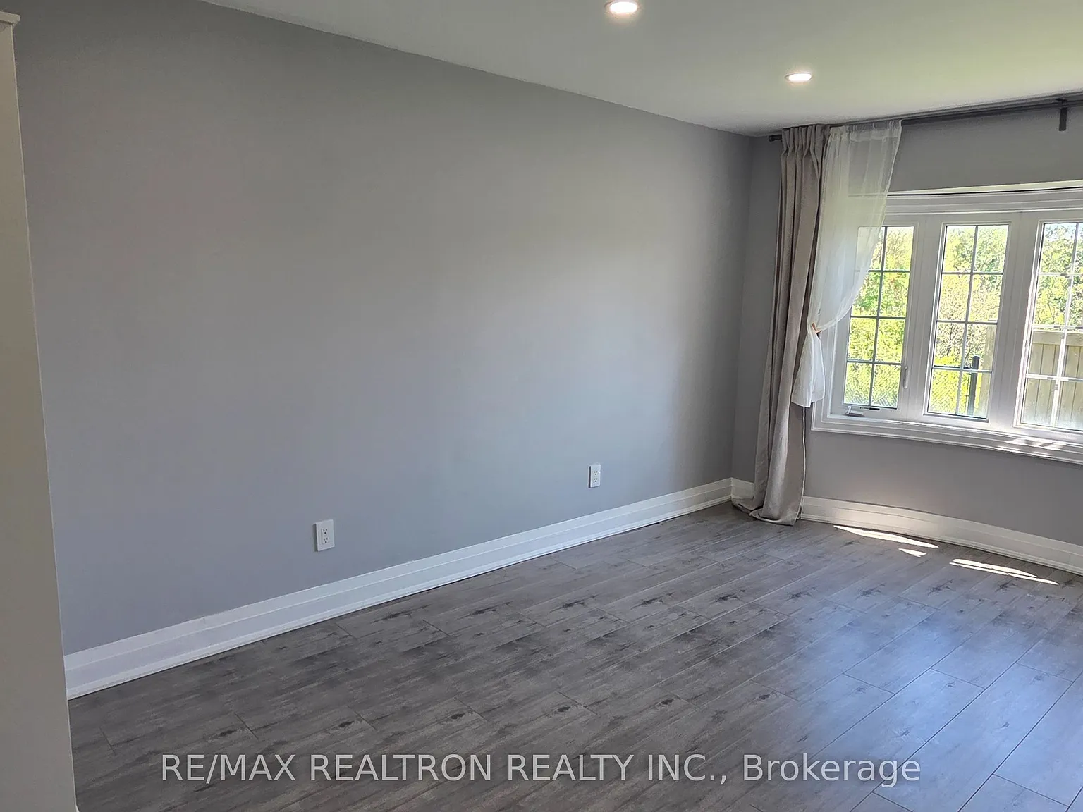 2 bed, $2,200 — Photo 4