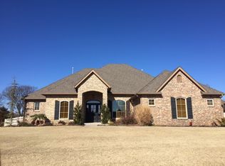 2712 Old Towne Trl, Shawnee, OK 74804