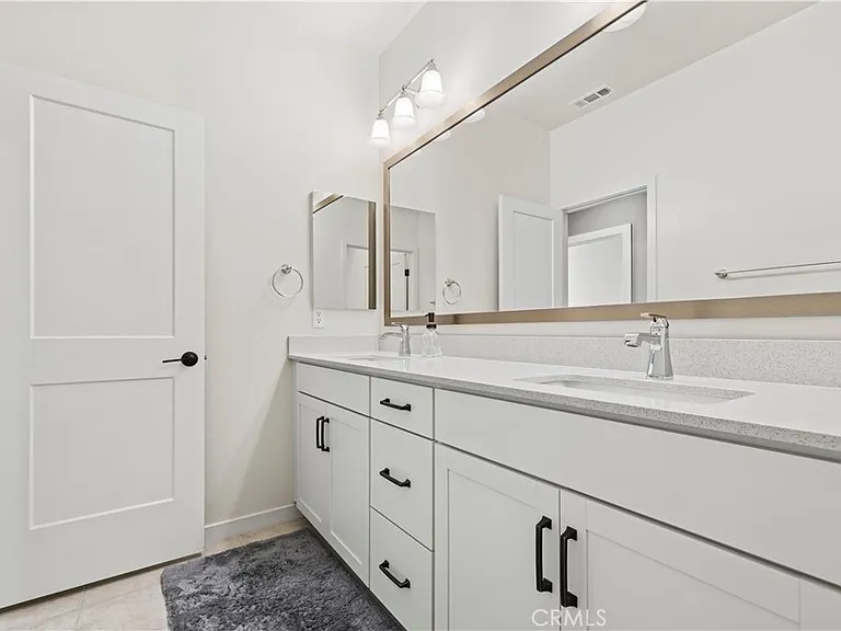 212 Red Brick Dr #3 — Photo 28