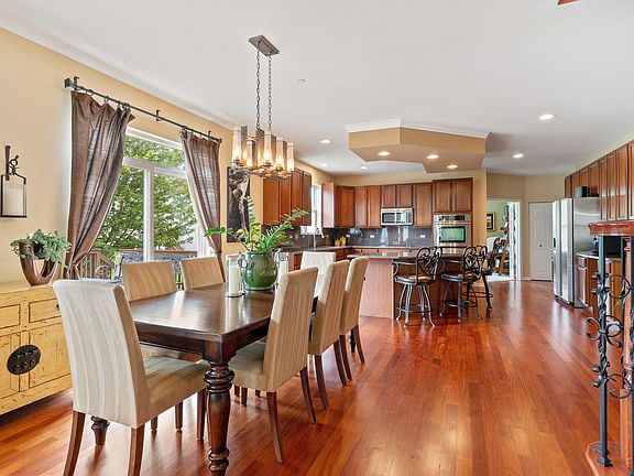 5th image of 5485 Nicholson Dr