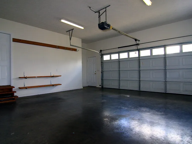 2123 Moonlite Ct — Photo 15