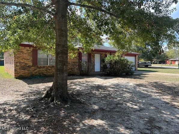1620 Victoria Dr