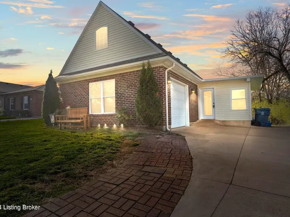 1035 Horse Shoe Dr, Shelbyville, KY 40065