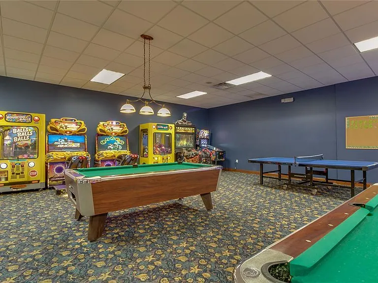 8937 Bismarck Palm Rd — Photo 39