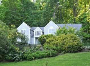 12 Cottage Rd, Mount Kisco, NY 10549