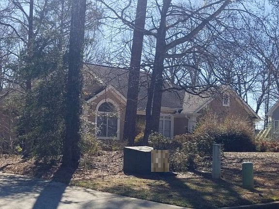 3rd image of 4751 Meadowlark Dr SE