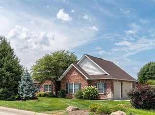 2784 Stonecrest Dr, Washington, MO 63090