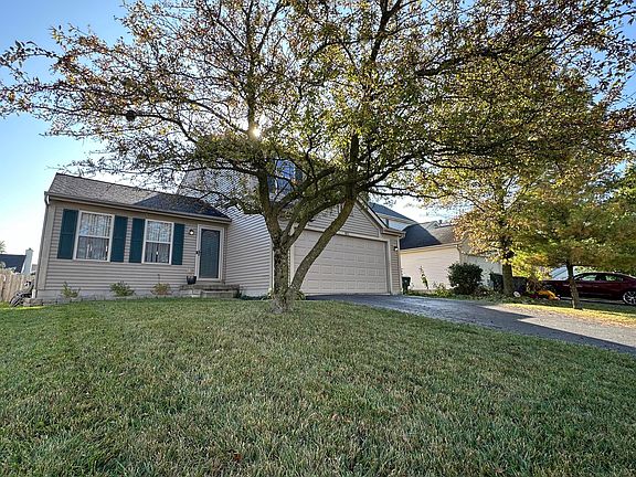3rd image of 872 Lescar Ln