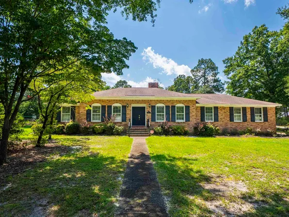 1301 Sand Oak Dr, Lugoff, SC 29078