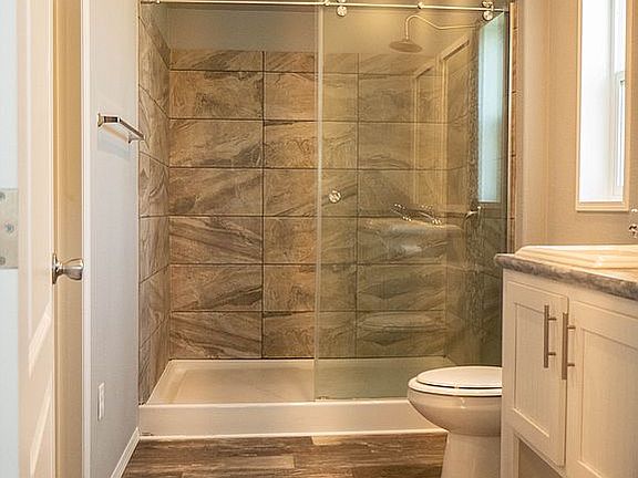 Master bath - large walk-in