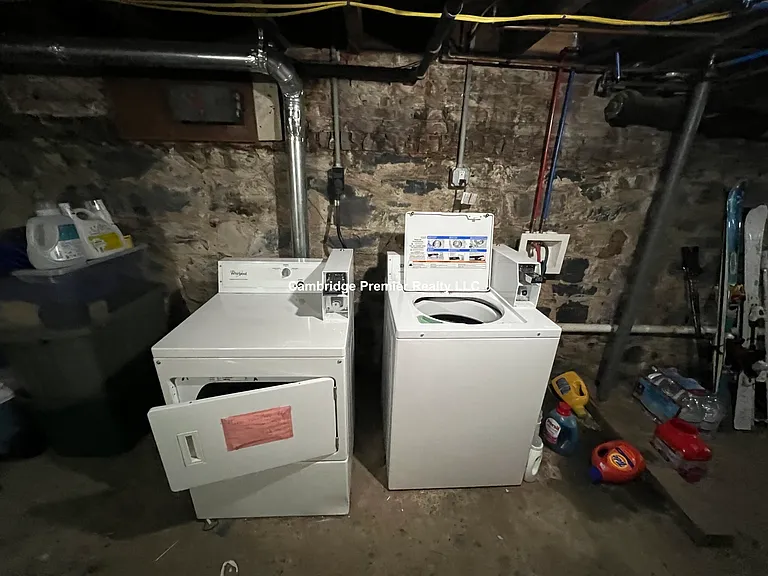 392 Washington St #4 — Photo 9