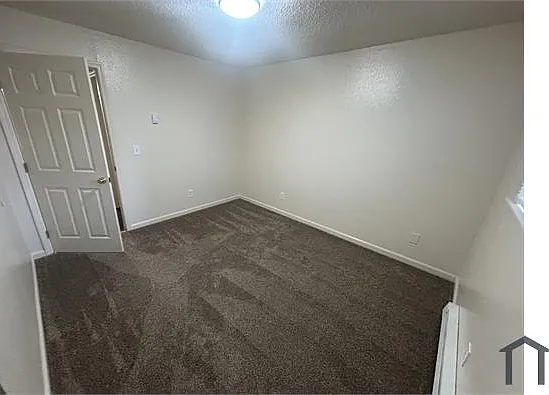 908 I St NE #9 — Photo 18