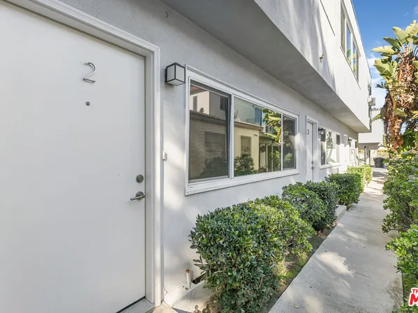 1323 11th St #2, Santa Monica, CA 90401