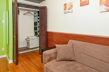Rented by Manhattan Apartment Organization