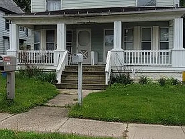 809-811 Main St, Conneaut, OH 44030