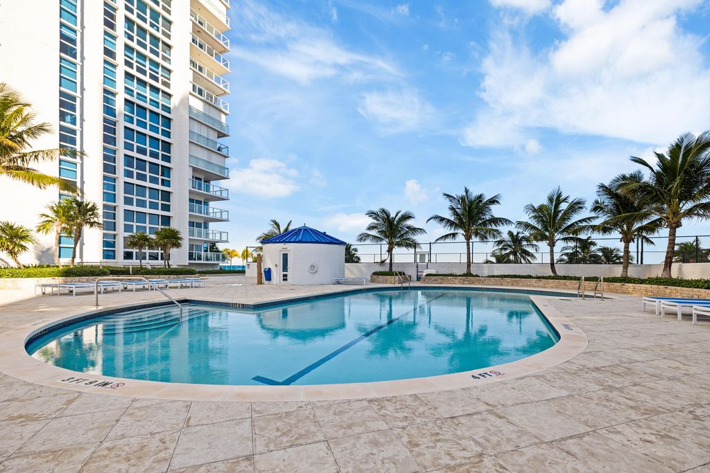 1360 S Ocean Boulevard #403, photo 5