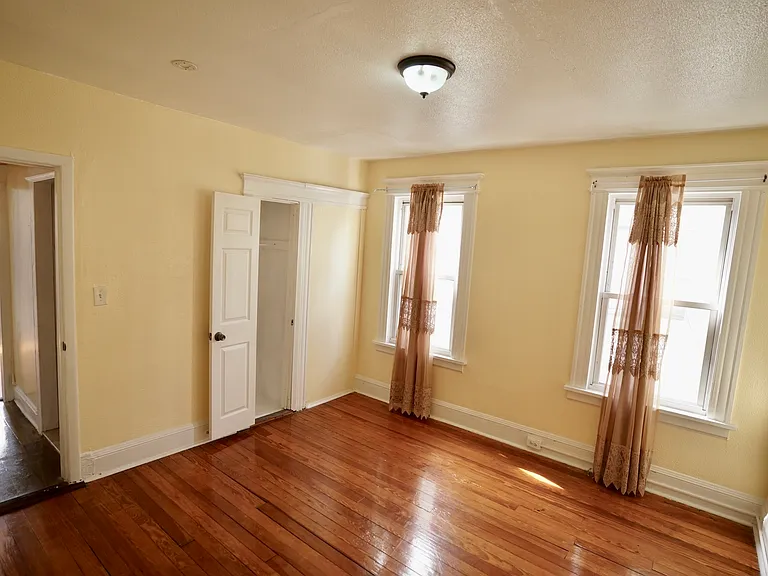 744 Boston Ave — Photo 9