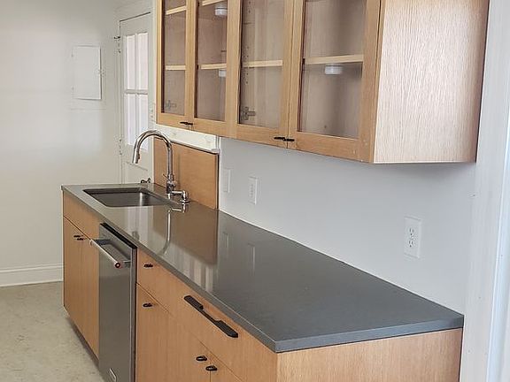 4th image of 3705 Lealand Ln