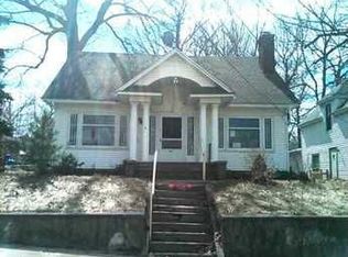 312 Sweet St NE, Grand Rapids, MI 49505