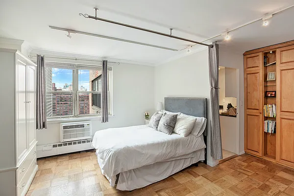 Sold by Keller Williams NYC | media 3
