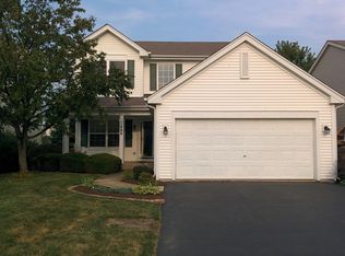 1006 Rosefield Ln, Aurora, IL 60504