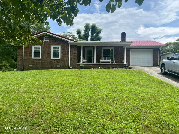190 Dogwood Ln, Jacksboro, TN 37757
