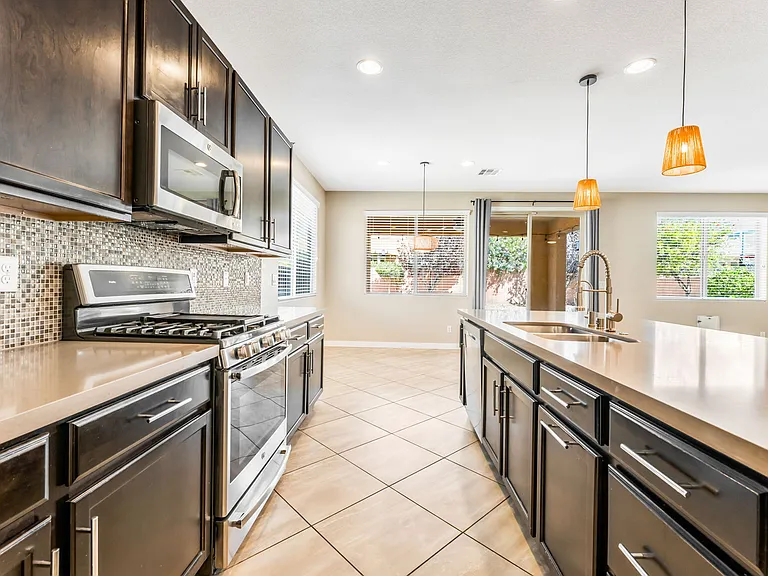 6613 Dome Rock St — Photo 26