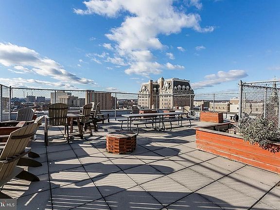 5th image of 1001 Saint Paul St Unit 4E