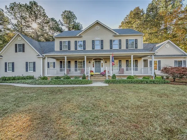 3115 Rock Cress Ln, Sandy Hook, VA 23153