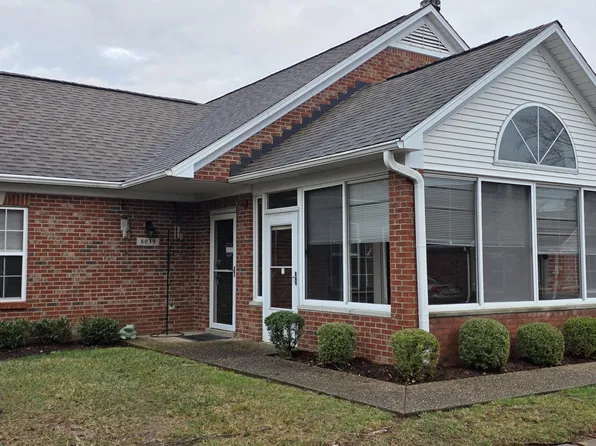 8039 Saint Andrews Village Dr, Louisville, KY 40241