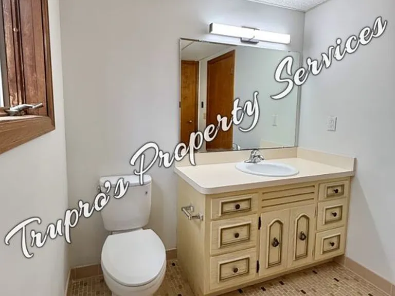 2715 E Shawnee Rd — Photo 46