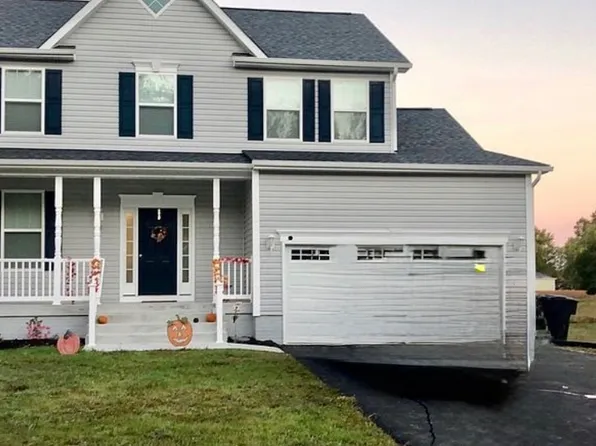 31 Brooks Dr, Colonial Beach, VA 22443