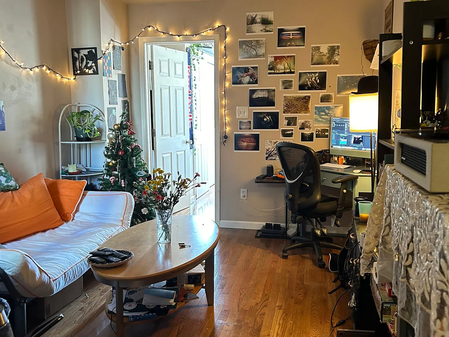 2 bed, 900 sqft, $1,550 — Photo 2