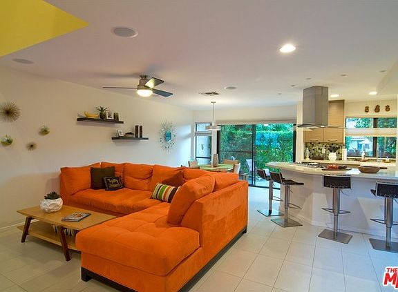4th image of 325 S Calle Jasmin