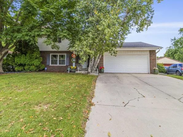 10442 West Goodrich AVENUE, Milwaukee, WI 53224