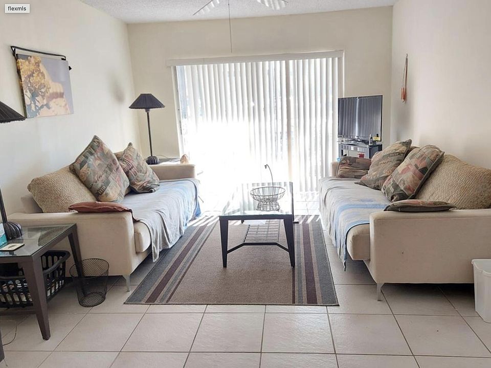 1st image of 450 NW 20th St #1010