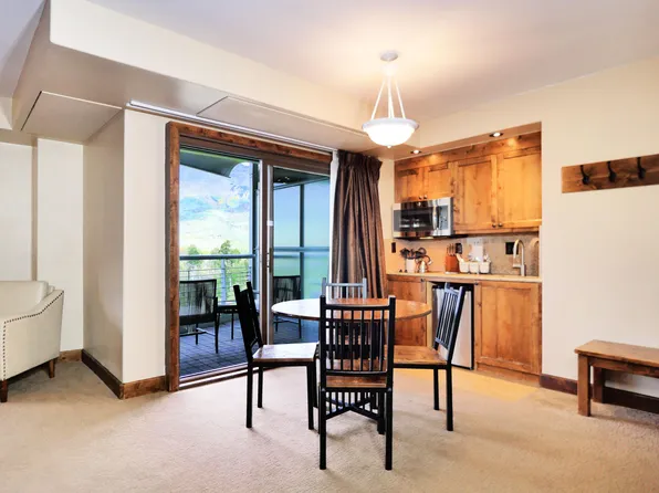 136 Country Club Dr #422, Mountain Village, CO 81435