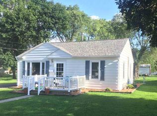 1812 W Gilbert Dr, Evansdale, IA 50707