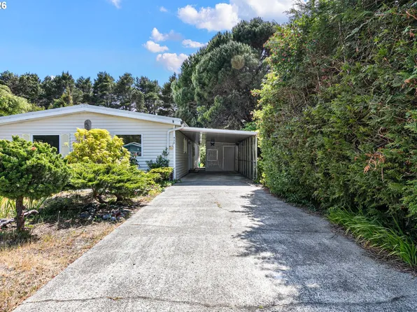 1600 Rhododendron Dr Space 429, Florence, OR 97439