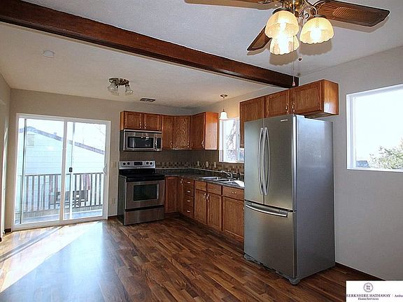 3rd image of 9323 Camden Ave
