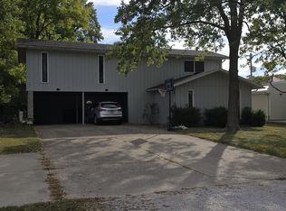 108 Willow Rd, Rochester, IL 62563