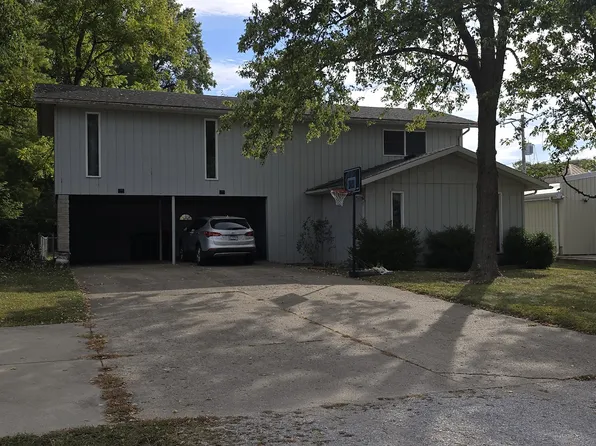 108 Willow Rd, Rochester, IL 62563