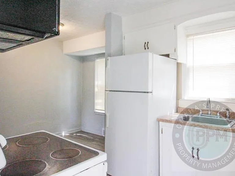 3305 N 55th St — Photo 7