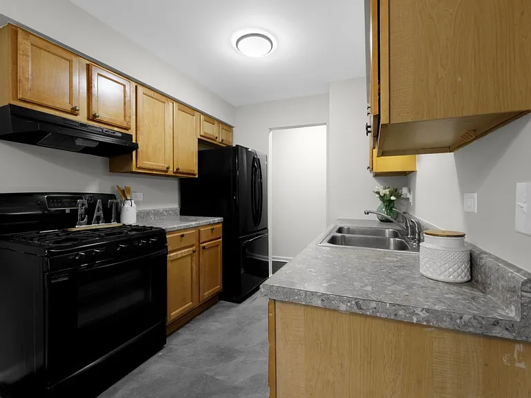 8641 W Foster Ave #1A — Photo 8