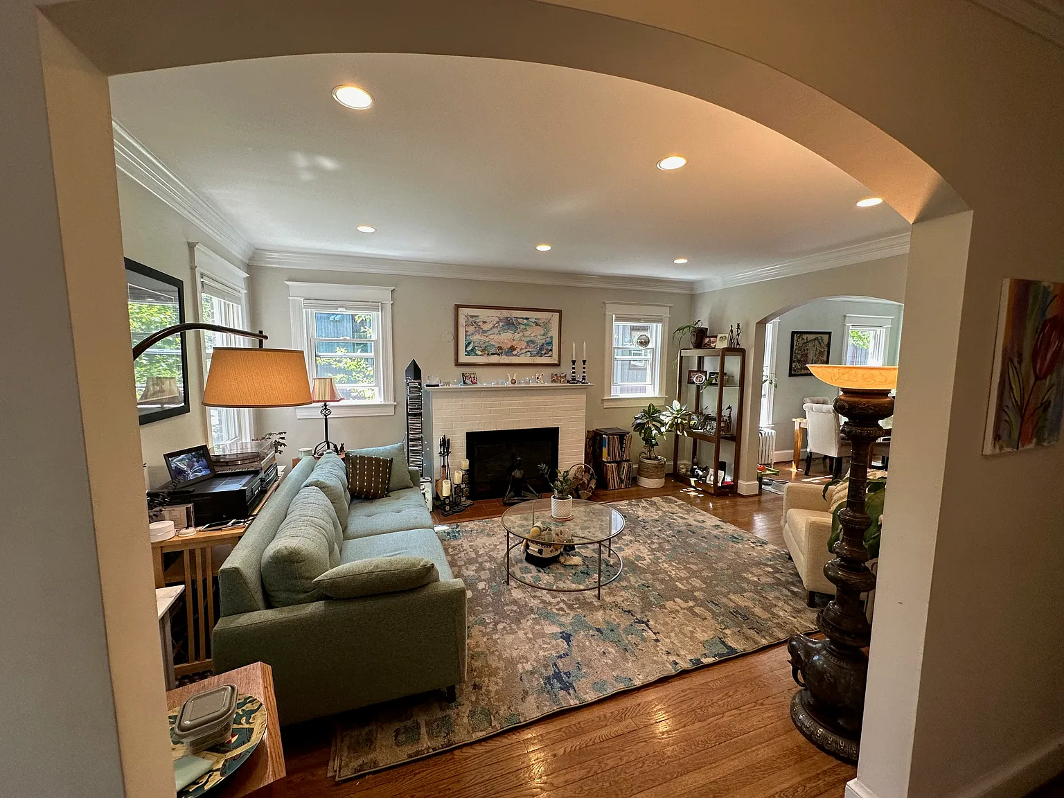 3 bed, 2190 sqft, $5,195 — Photo 3