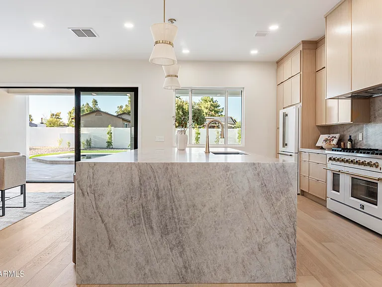 5540 E Dahlia Dr — Photo 14